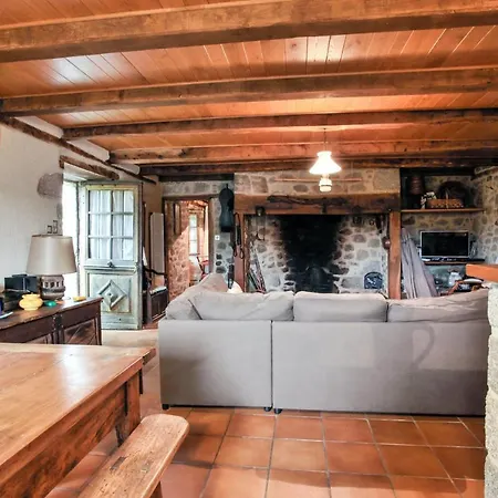 Maison Accueillante A Avec Vue Sur La Montagne